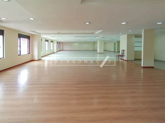 Oficina En Arriendo En Santa Bárbara