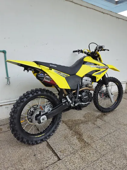 Honda Tornado 293