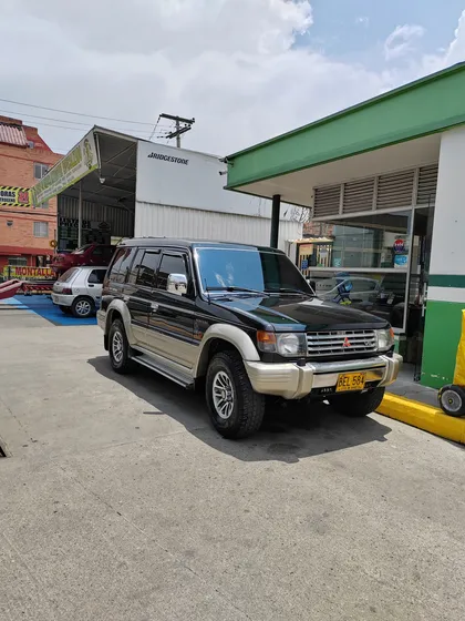 Mitsubishi Montero 3.0 V43 Wagon
