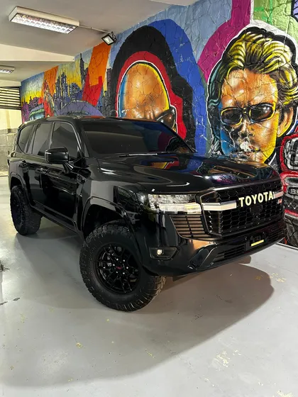 Toyota Land Cruiser Gr