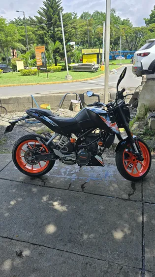 Ktm Duke 200 Clasica Modelo 2022