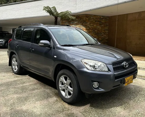 Toyota Rav 4 Imperial At 2.400cc 4x4