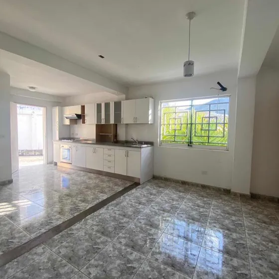 Townhouse En Venta En El Castaño 200 Mts2
