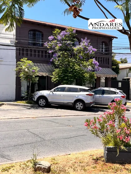 Casa Comercial 10 Hab. Renato Zanelli 1355 Providencia