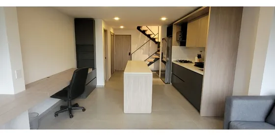 Hermoso Apartaestudio Dúplex Amoblado En El Poblado