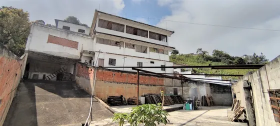 Edificio Industrial La Carbonera Carrizal