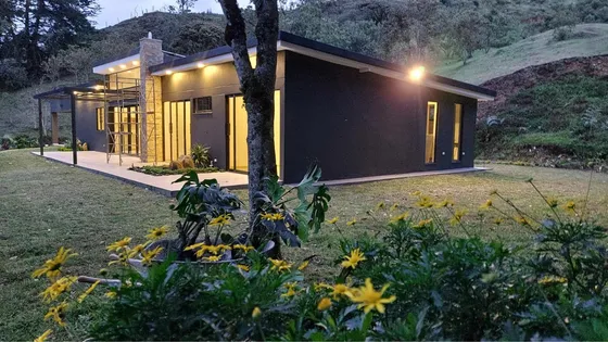 Hermosa Finca En Sajonia A Solo 25 Minutos De Medellin,