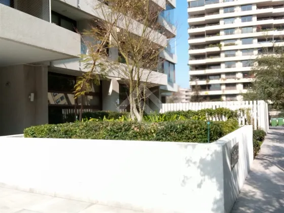 Departamento En Venta De 2 Dorm. En Las Condes