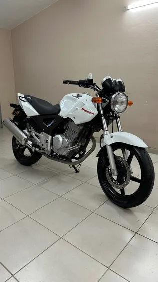 Honda Twister Año 2016 , Serví Completo Recién Hecho !