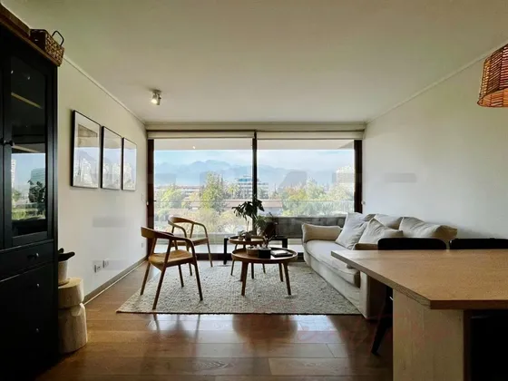 Departamento En Venta De 2 Dorm. En Vitacura