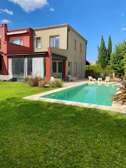 Casa En Venta O Alquiler - La Damasia - San Fernando