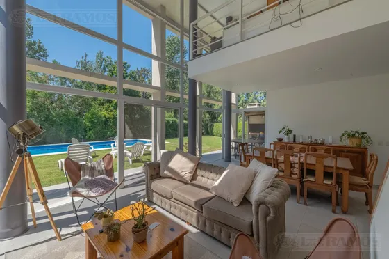 Apto Crédito ! Casa Con 3 Dormitorios En Venta  En Rincon De La Costa