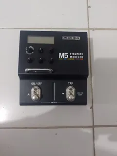 Pedaleira Line 6 M5