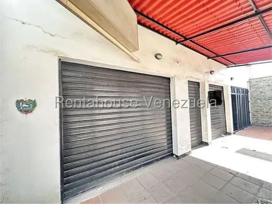 Marydoll Mogollon Vende Amplio Local Comercial En Zona Centro Barquisimeto-lara-*