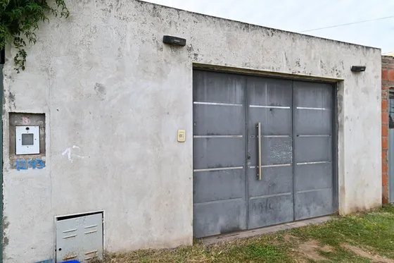 Vende Hermosa Propiedad 2 Dormitorios