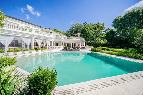Casa En Vta, 3 Plantas, Pileta, Cine, Spa Y Cava En Mayling, Pilar