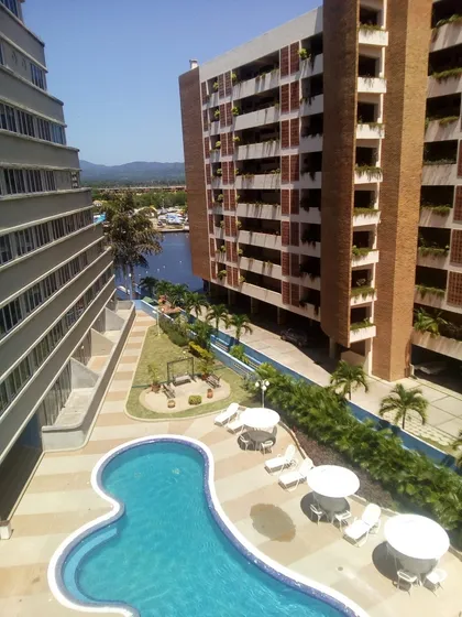 Apartamento De 2 Habitaciones 2 Baños En Puerto Encantado