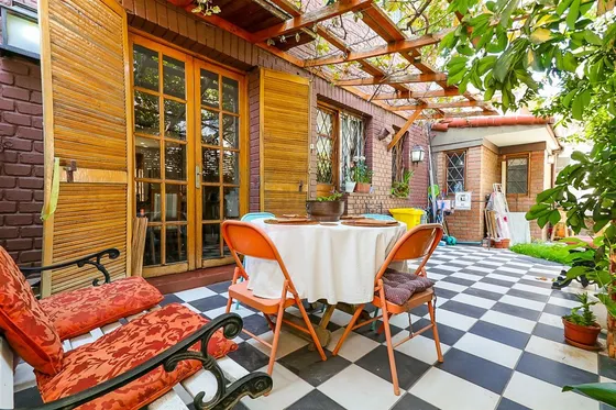 Casa En Venta De 3 Dorm. En Las Condes