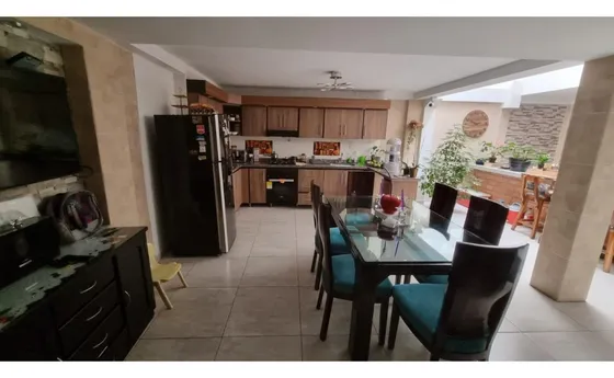 Venta Casa En Chinchiná Caldas Con 2 Garajes | Casa En Venta