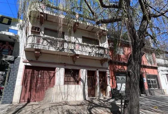 Venta. Apto Credito. Apto Profesional. Ph Al Frente, 3 Amb, Patio, Cochera Y Terraza...espectacular Ubicacion!!!
