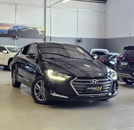 Hyundai Elantra 2.0 16v Flex Aut. 4p