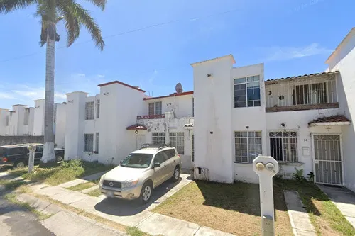Casa En Venta De Rec. Bancaria En Facc. Valle Real, Tepic Nayarit. Sh05