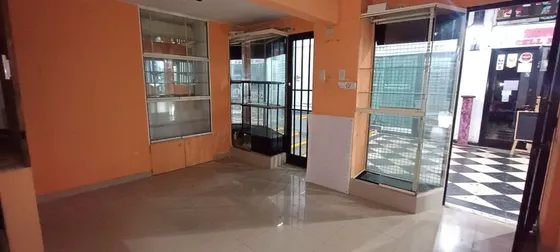 Se Vende Local En Peatonal San Martín 