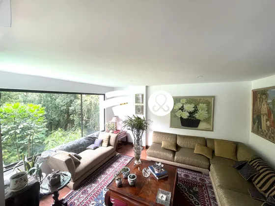 Apartamento Amplio Con Vista Verde, Sitio Tranquilo Cerca A Piazzabella Y El Tesoro ! 