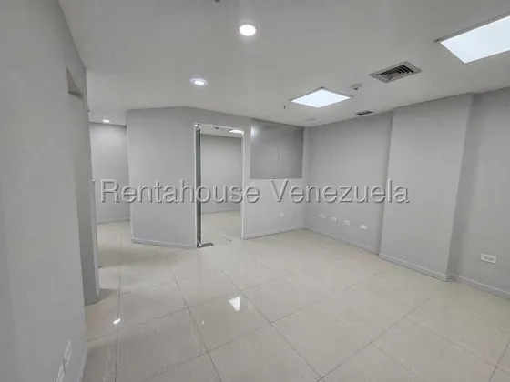 Oficina En Alquiler Las Mercedes Mls #25-18537 Francis Zeppieri