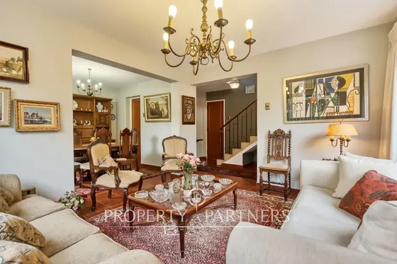 Casa En Venta En Ñuñoa! Impecable, Lista Para Vivi...