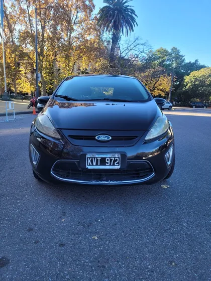 Ford Fiesta Kinetic 1.6 Design 120cv Titanium