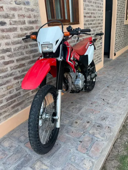 Honda Tornado