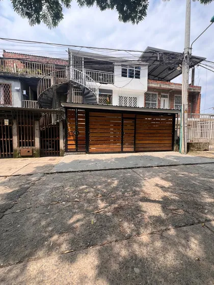 Se Alquila Casa Al Sur De Cali En El Barrio Villa Del Sur