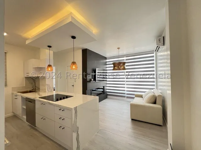 ¡lo Mas Práctico, Novedoso Y Completamente Modernizado!, Urbanización Privilegiada En El Municipio De Chacao - Bello Campo - Luis Gomez - Mls #24-28019