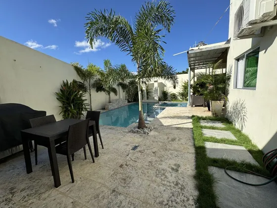 Casa En Venta En Jacobo Majluta De 4 Habitaciones