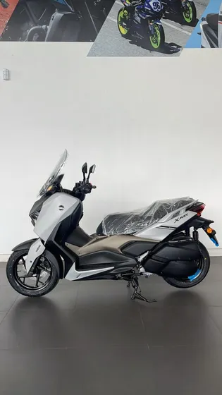 X Max 250 Cor Azul Zero Km - Yamaha Dahruj São Paulo - Bruno