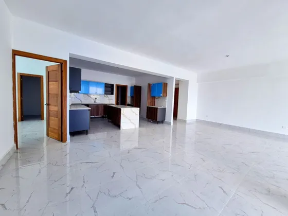 Apartamento En Venta En Bella Vista, Santo Domingo, 200m2, 3 Hab. 3 Parqueos, Excelente Ubicacion Y Residencia Con Todas Las Comodidades, Seguridad, Oportunidad De Invertir.
