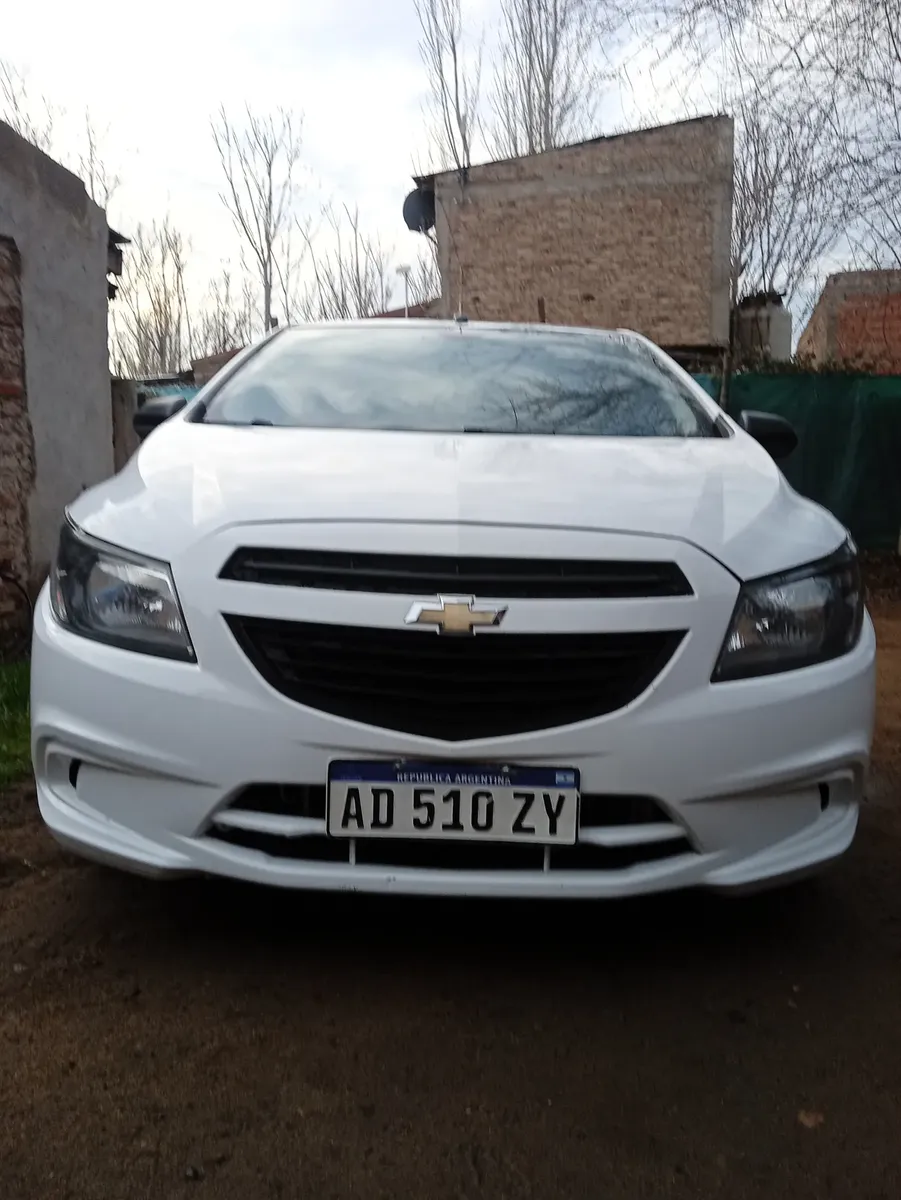 Chevrolet Onix 1.4 Lt 98cv