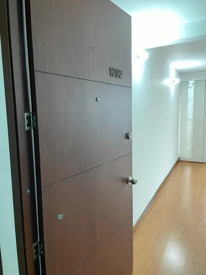 Vendo Espectacular Apto En Alhambra