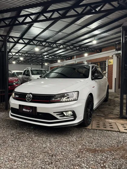 Volkswagen Vento 2.0 Tsi Gli 211cv App Connect + Nav Dsg