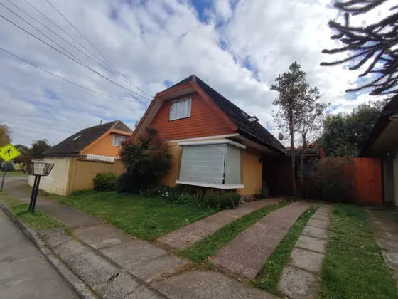 Casa Ampliada En Lomas De Mirasur