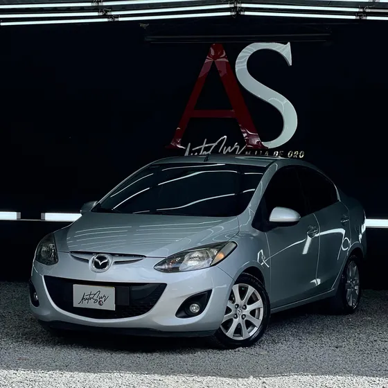Mazda 2 1.5 Sedan