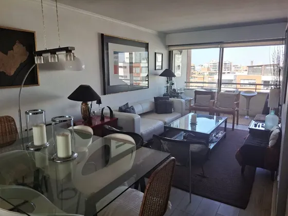Departamento En Venta De 2 Dorm. En Las Condes