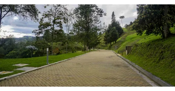 Venta De Lote En El Retiro  En El Sector Juanito Laguna 