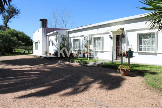 Venta Chacra Casa Quinta Bodega En Montevideo Rural