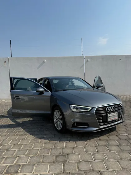 Audi A3 1.4 Sedán Select At Dsg