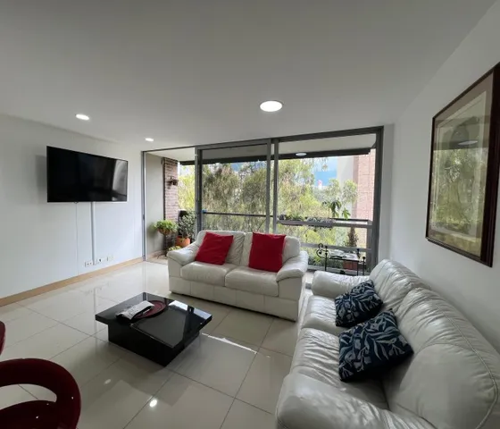 Hermoso Apartamento En Venta En Los Balsos