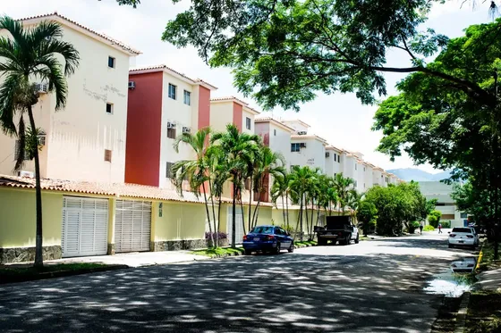 M:m Vende Apartamento En La Granja Con Excelente Ubicación, Cerca Del C.c Concepto La Granja