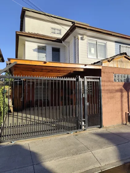 Se Vende Casa 4 Dormitorios Y 3 Baños 