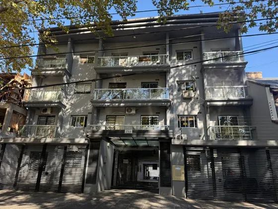 Cochera En Venta En Pedernera 200